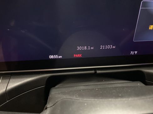 Used 2024 Mercedes-Benz C 300 Sedan image 8