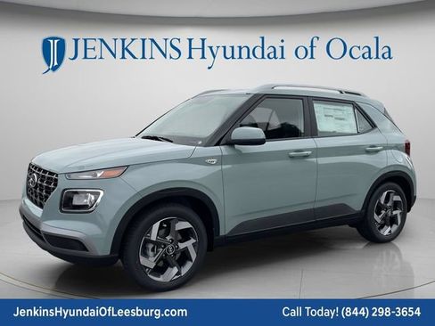 New 2026 Hyundai Venue SEL FWD image 11