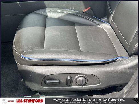Used 2024 Buick Envista Sport Touring w/ Convenience I Package FWD image 18