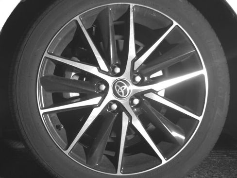 Used 2023 Toyota Camry SE AWD/4WD image 9