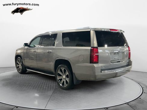 Used 2017 Chevrolet Suburban Premier image 5