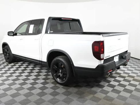 Used 2024 Honda Ridgeline Black Edition image 7