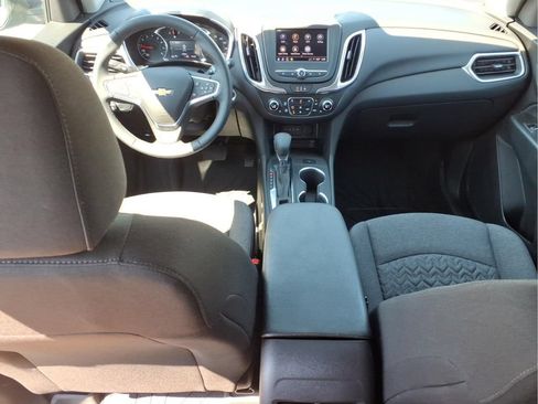 Certified 2024 Chevrolet Equinox LT w/ LPO, Floor Liner Package FWD image 7