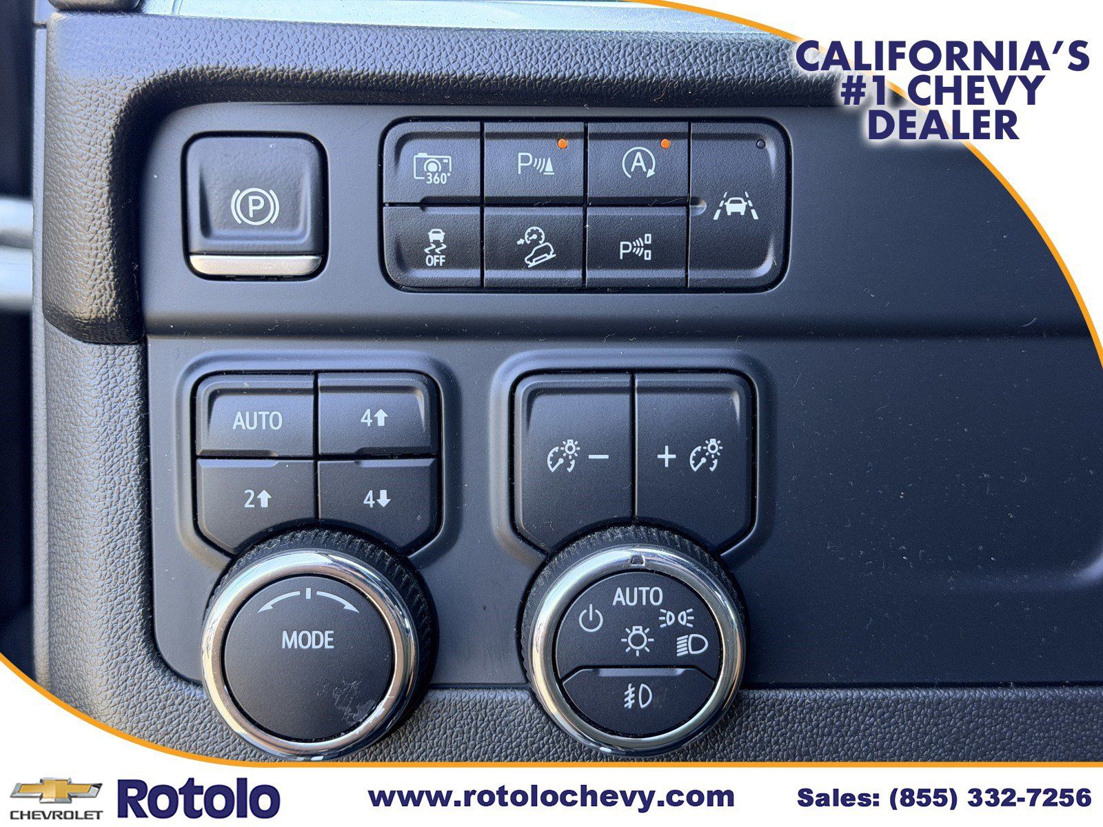 Used 2025 Chevrolet Tahoe Z71 AWD/4WD image 20