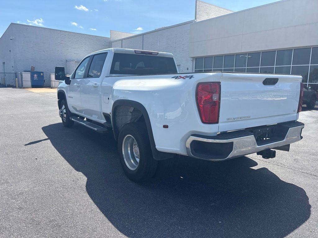 Used 2025 Chevrolet Silverado 3500 LT w/ Safety Package AWD/4WD image 6