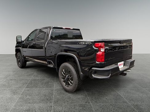 New 2026 Chevrolet Silverado 2500 Custom w/ Custom Value Package AWD/4WD image 3