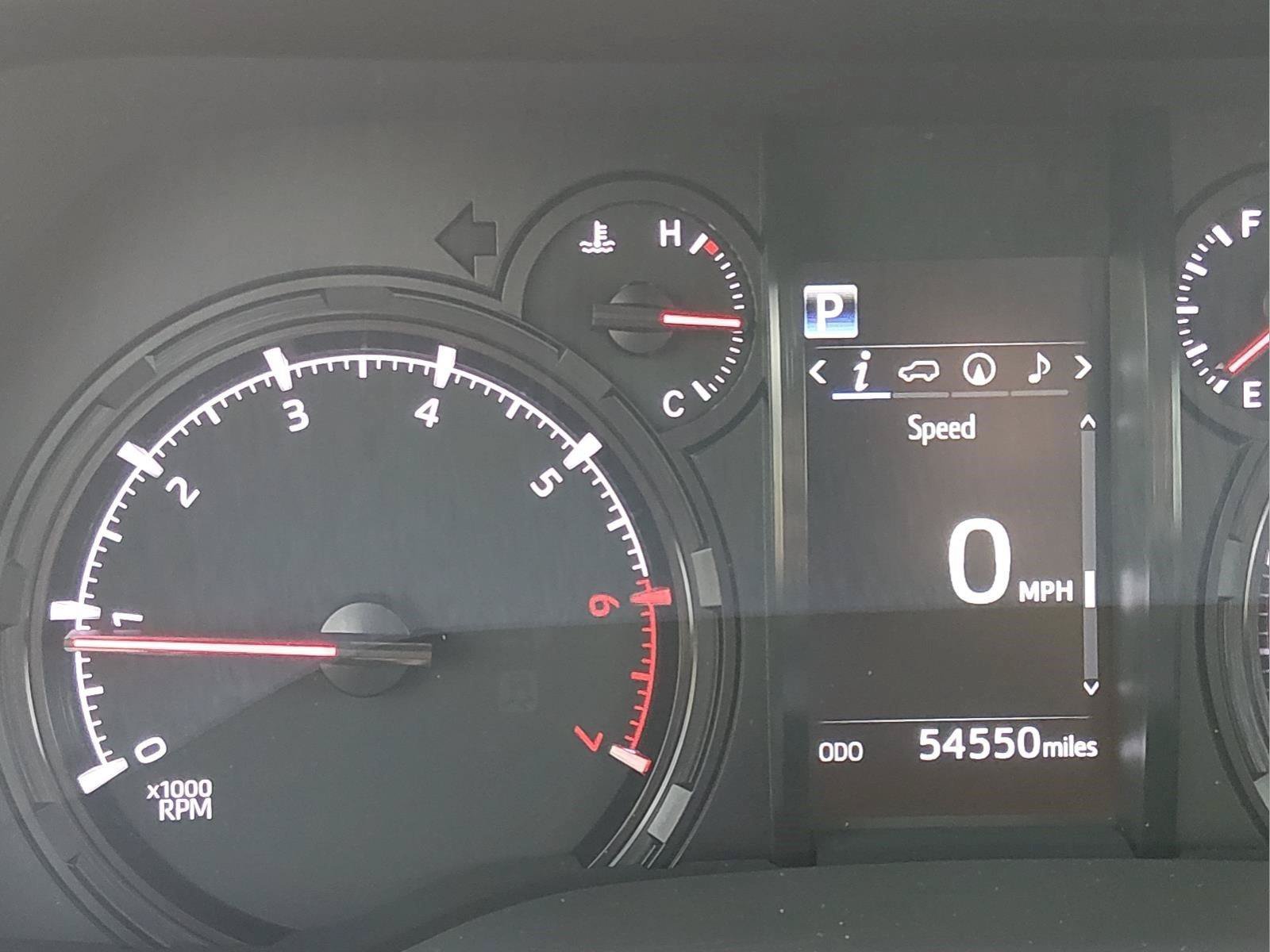 Used 2021 Toyota 4Runner SR5 Premium w/ Moonroof Package RWD image 28