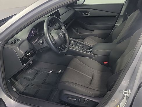 Certified 2025 Honda Accord Sport image 18