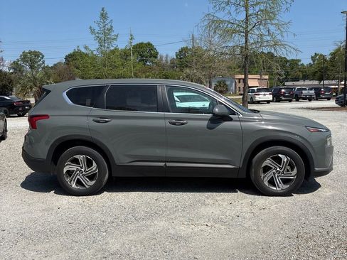 Used 2023 Hyundai Santa Fe SE image 3