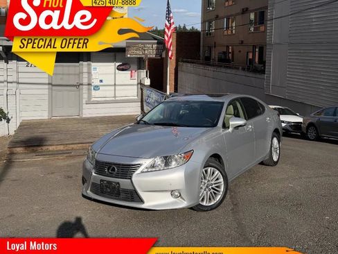 Used 2015 Lexus ES 350 w/ Premium Package FWD image 1