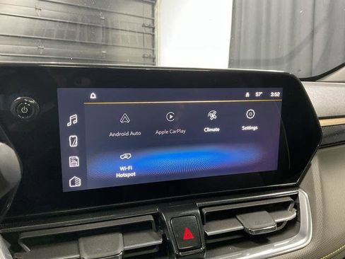 Used 2025 Chevrolet TrailBlazer ACTIV w/ Convenience Package image 17