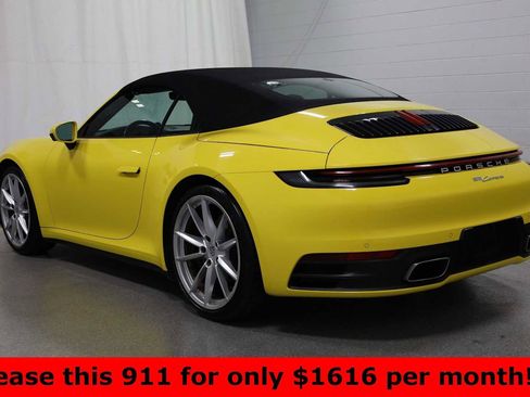 Certified 2022 Porsche 911 Carrera image 3