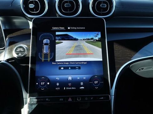 Certified 2025 Mercedes-Benz GLC 300 image 27