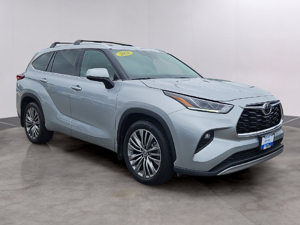 Used 2021 Toyota Highlander Platinum AWD/4WD image 3