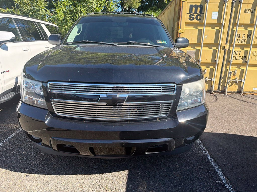 Used 2013 Chevrolet Avalanche LS AWD/4WD image 7