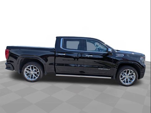 Certified 2023 GMC Sierra 1500 Denali w/ Technology Package AWD/4WD image 3