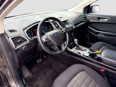 Used 2018 Ford Edge SEL w/ Cargo Accessory Package image 10