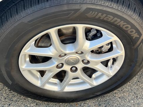 Used 2020 Chrysler Pacifica Touring-L image 22