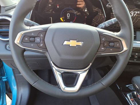 New 2026 Chevrolet Trax LT w/ Driver Confidence Package image 14