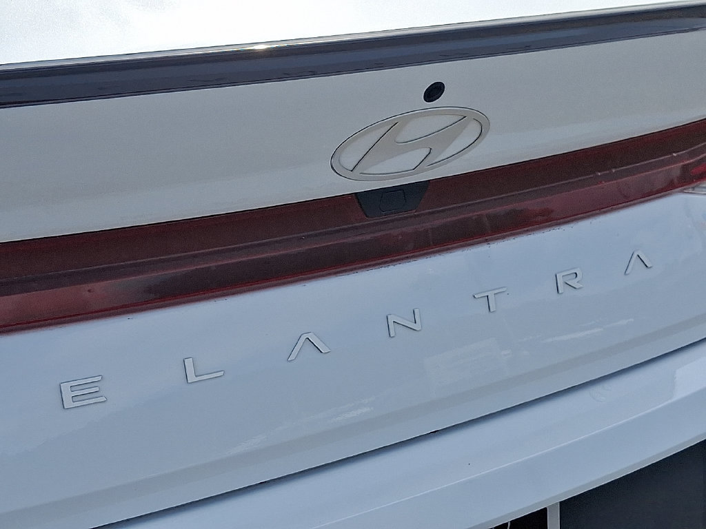 Used 2026 Hyundai Elantra Sport FWD image 30