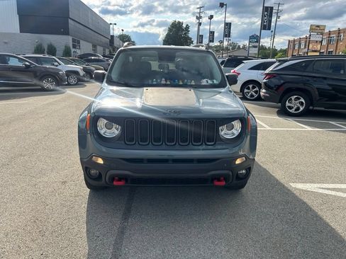 Used 2017 Jeep Renegade Trailhawk w/ Safety & Security Group AWD/4WD image 2