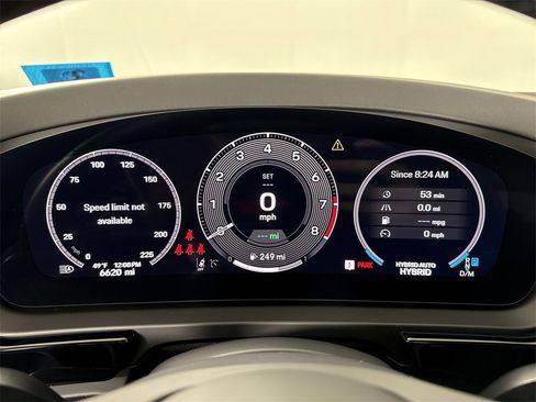 New 2025 Porsche Cayenne Turbo image 37