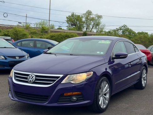 Used 2010 Volkswagen CC Sport FWD image 2