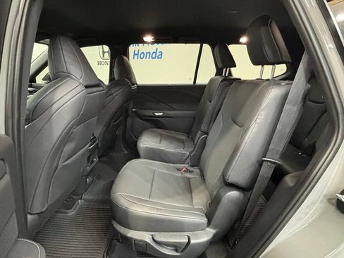 Used 2025 Lexus TX 500h AWD w/ Technology Package image 26