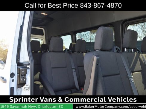 Used 2025 Mercedes-Benz Sprinter 2500 image 38