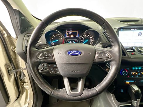 Used 2017 Ford Escape Titanium image 17