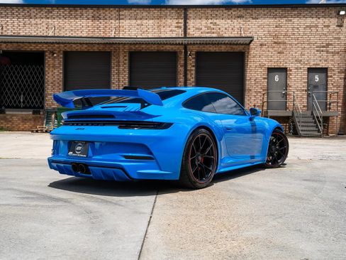 Used 2022 Porsche 911 GT3 RWD image 3