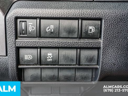Used 2025 Toyota 4Runner SR5 AWD/4WD image 46