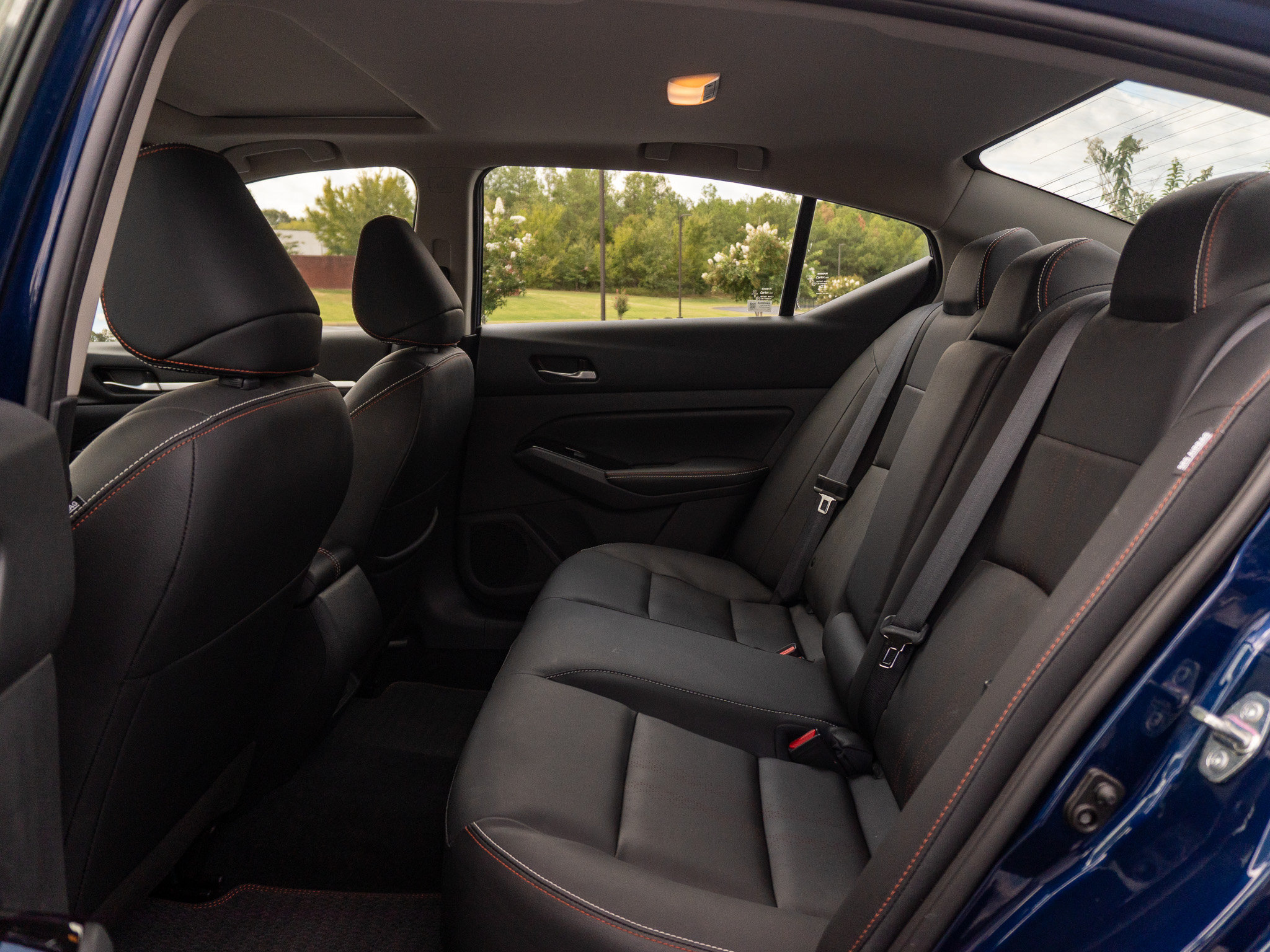 Used 2024 Nissan Altima 2.5 SR w/ SR Premium Package FWD image 14