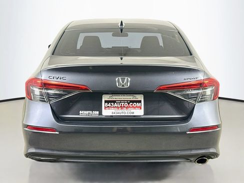 Used 2022 Honda Civic Sport image 6