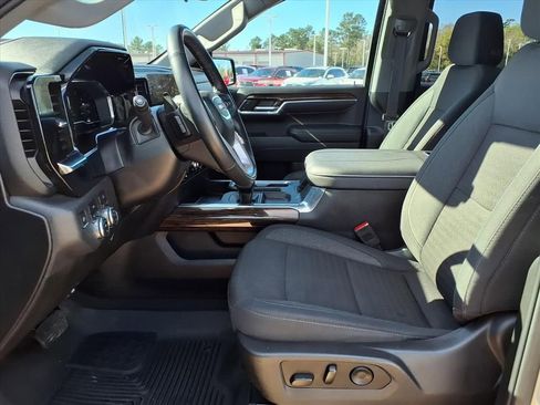 Used 2023 GMC Sierra 1500 Elevation image 17