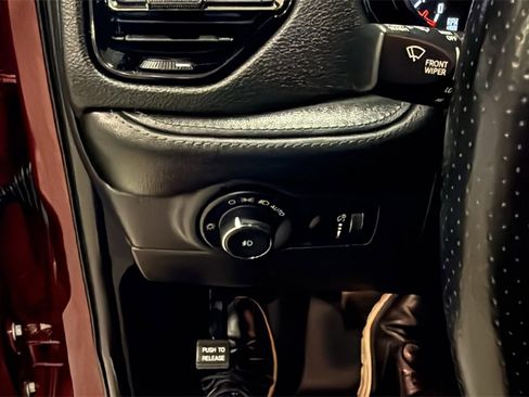 Used 2021 Dodge Durango GT image 35