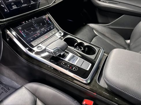 Used 2023 Audi Q7 3.0T Premium Plus w/ Premium Plus Package AWD/4WD image 18