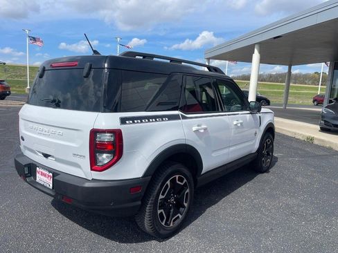 Used 2024 Ford Bronco Sport Outer Banks w/ Tech Package AWD/4WD image 3