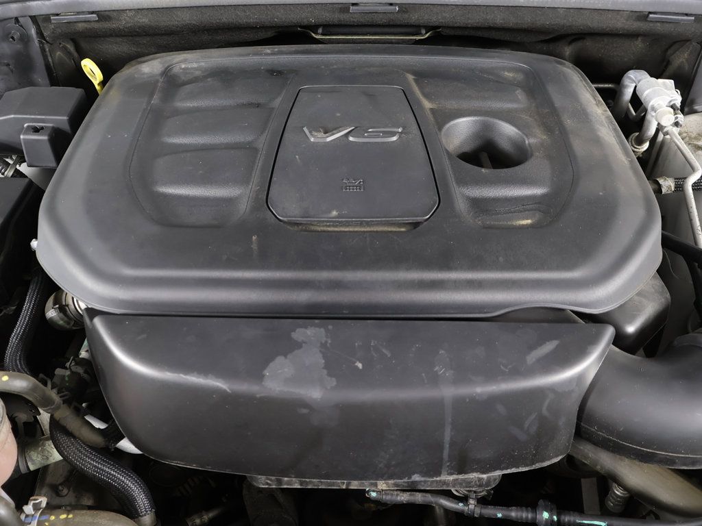 Used 2020 Jeep Grand Cherokee Altitude AWD/4WD image 18
