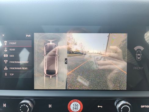 New 2026 Porsche Macan image 34