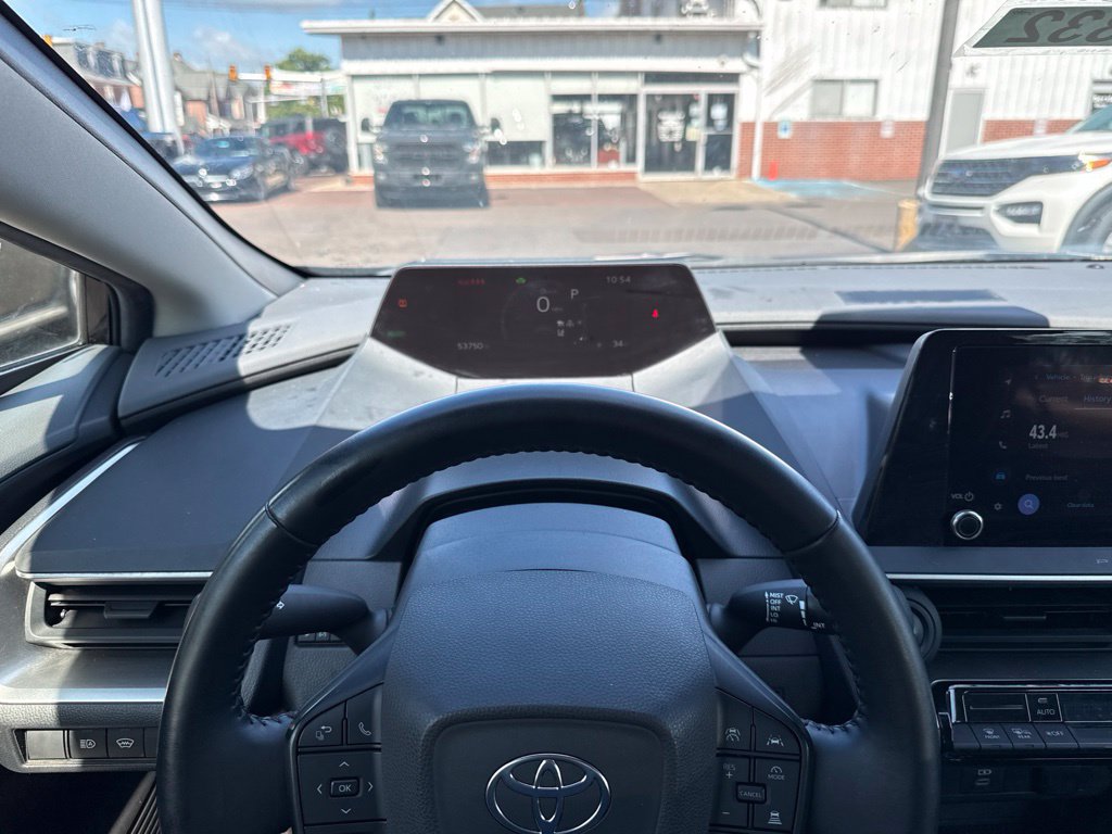 Used 2023 Toyota Prius LE FWD image 10