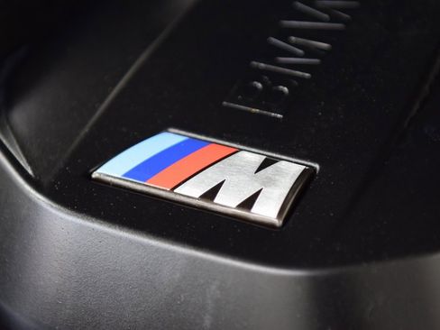 Used 2025 BMW M2 Base w/ Lighting Package image 28