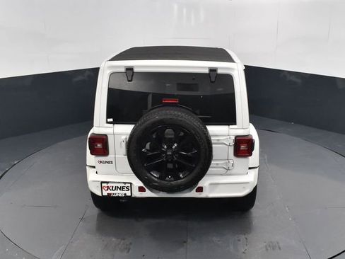 Used 2023 Jeep Wrangler Altitude image 44