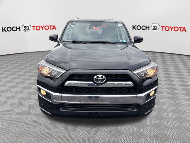 Used 2018 Toyota 4Runner Limited AWD/4WD image 2