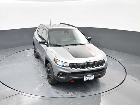 Used 2023 Jeep Compass Trailhawk image 27
