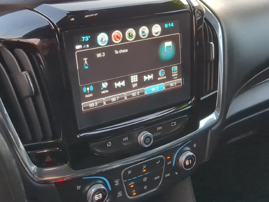 Used 2018 Chevrolet Traverse Premier w/ Driver Confidence II Package FWD image 22