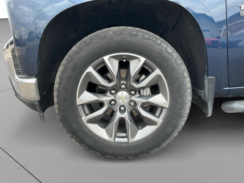 Used 2021 Chevrolet Silverado 1500 LT w/ Texas Edition Plus image 9