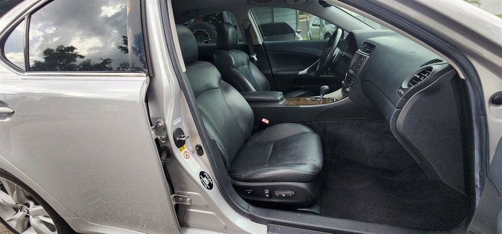 Used 2009 Lexus IS 250 RWD image 26