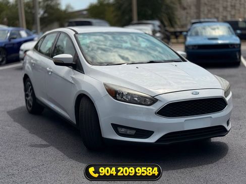 Used 2018 Ford Focus SEL FWD image 8