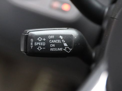 Used 2009 Audi R8 V8 image 58